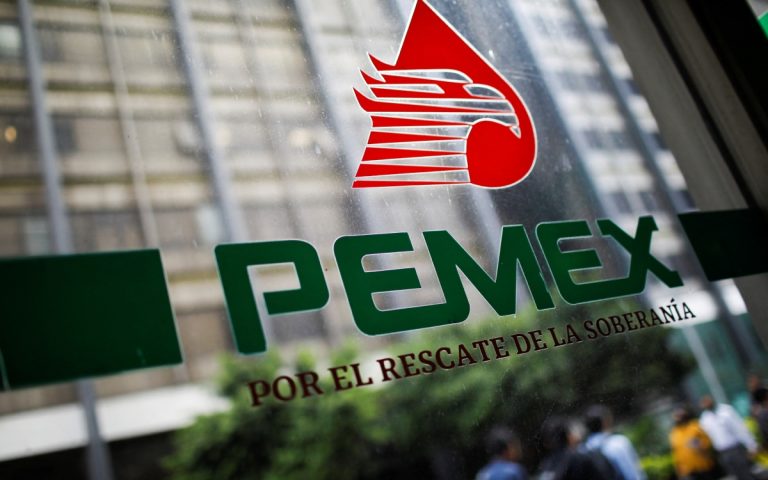 Fitch Ratings mejora la calificación crediticia de Pemex a ‘BB+’