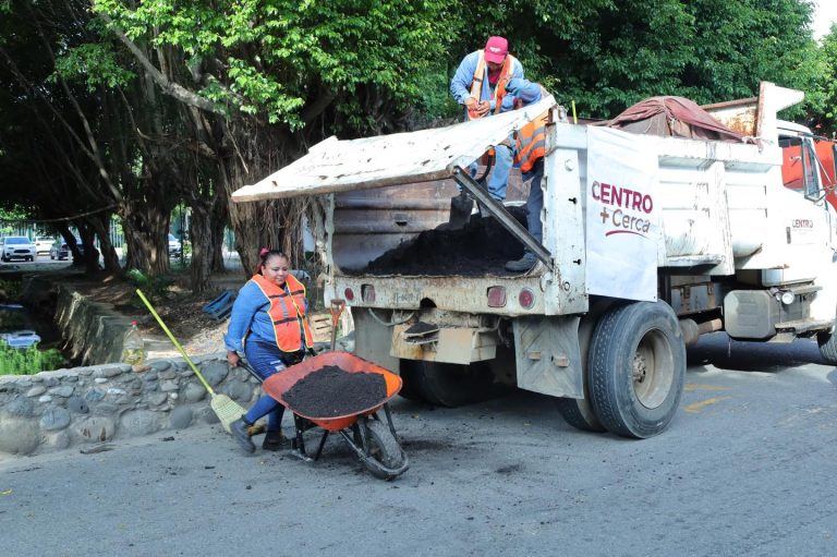 Yolanda Osuna Huerta presenta Centro de Monitoreo para fortalecer servicios municipales vía 072