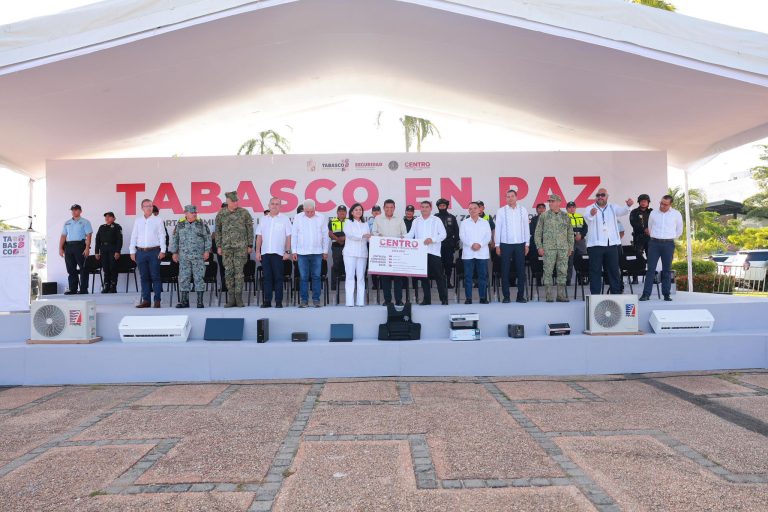 Gobierno de Centro refuerza seguridad con nueva entrega de patrullas, motocicletas y equipo táctico a la SSPC