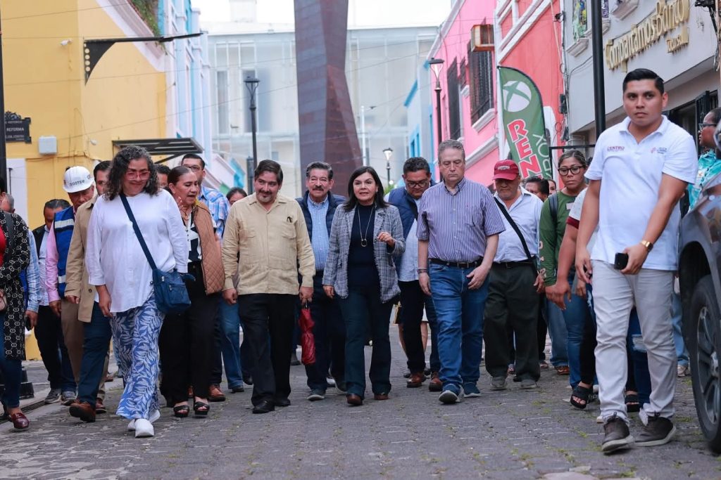 Yolanda Osuna supervisa rehabilitación de alumbrado y recuperación de fachadas en el Barrio Mágico de Villahermosa
