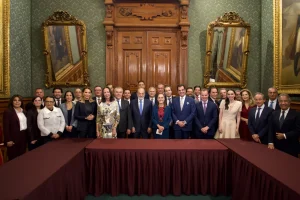 Empresarios mexicanos comprometen inversión de 100 mmdd, revela Claudia Sheinbaum